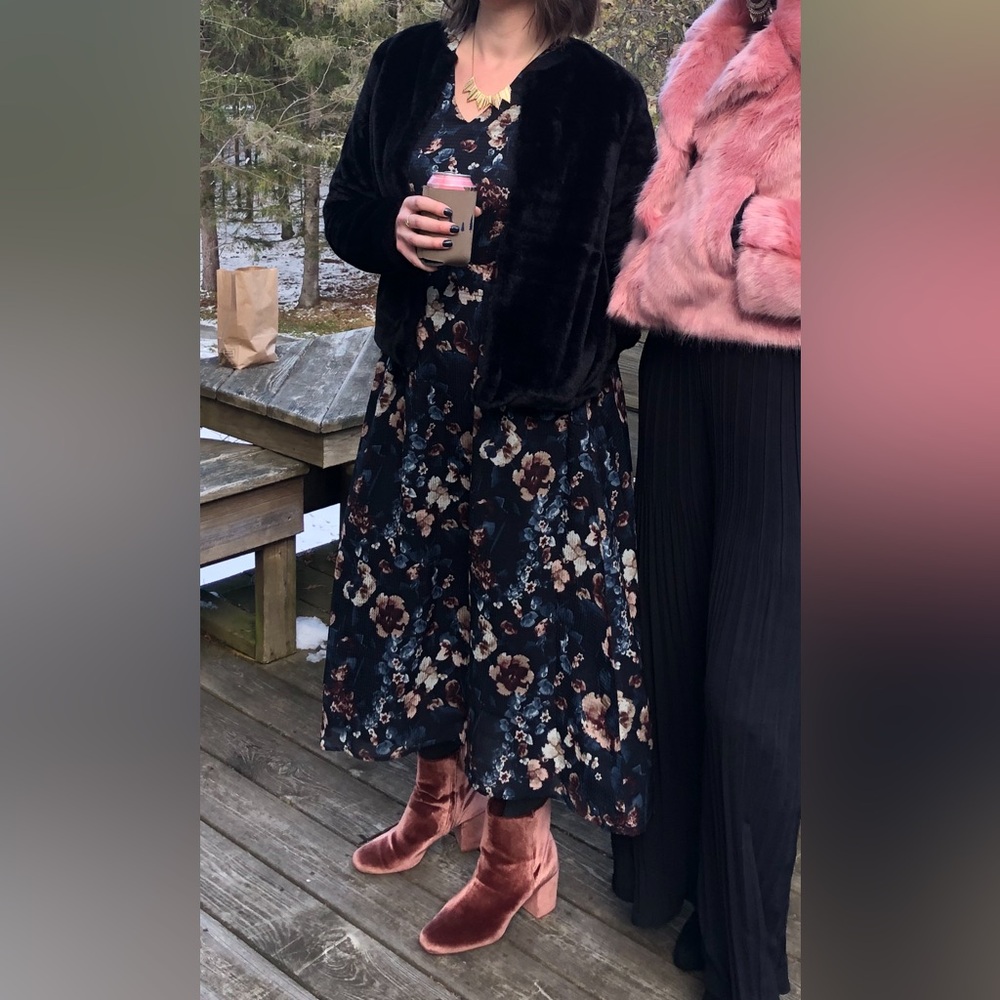 Floral Print H&M Midi Dress with Bell Sleeves, size 6 - Picture 4 of 4